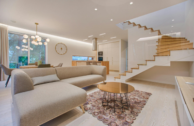 How to Design an Unforgettable Grand Entrance for Your Home